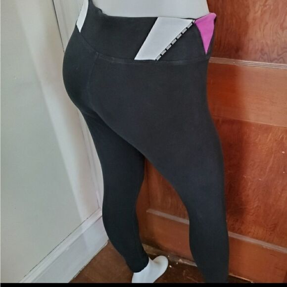 VS PINK leggings full‎ length flat waist black yoga pant M - Picture 4 of 7